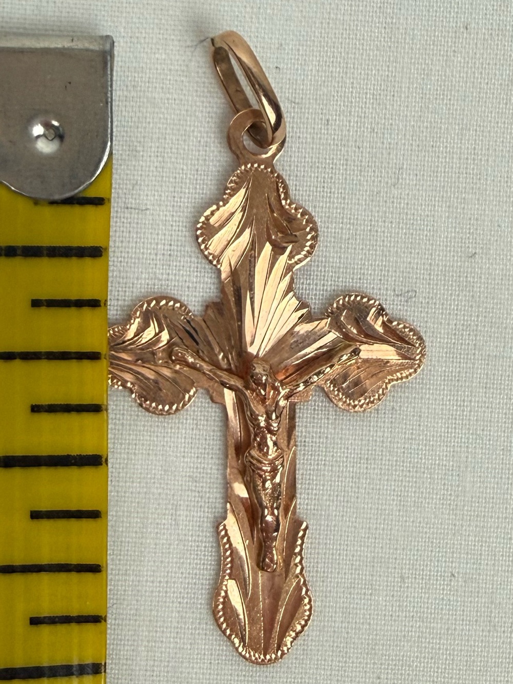 Rose Gold 14 k Cross Pendant